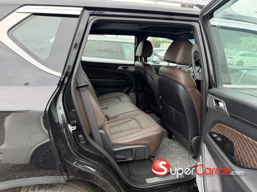 2023 SsangYong Rexton — foto 7 / 10