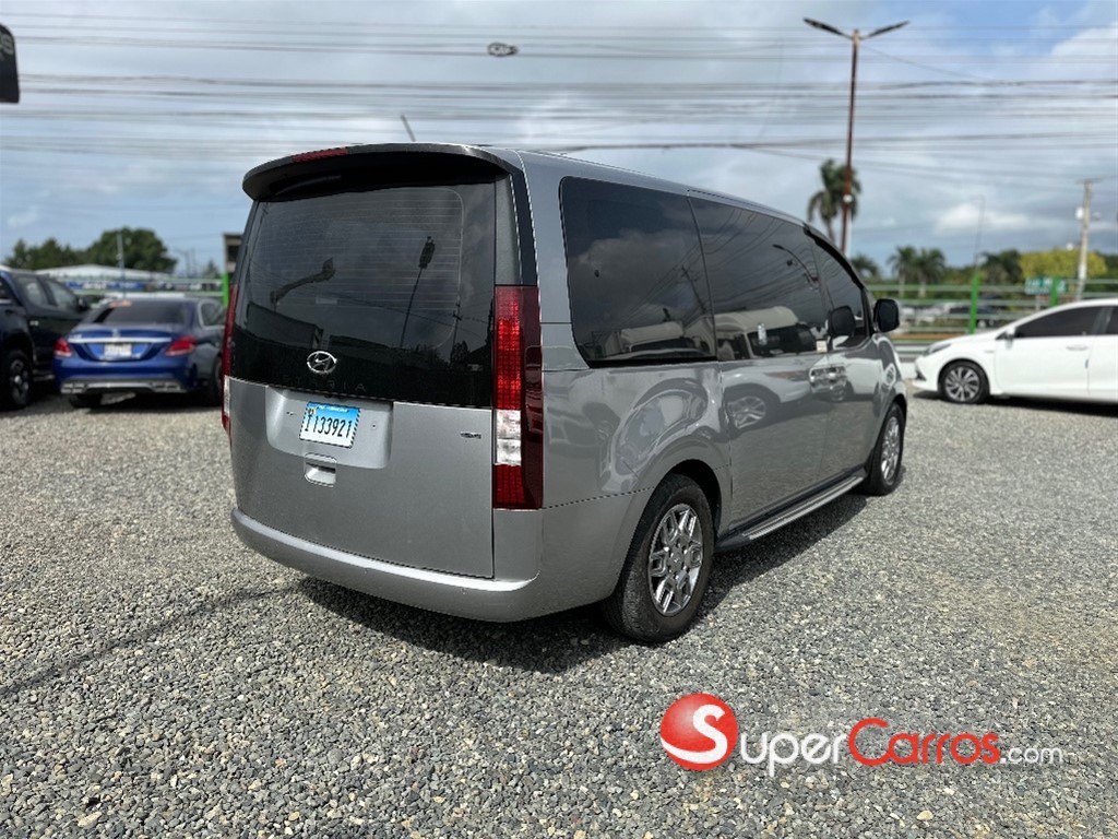 2022 Hyundai Staria — foto 3 / 12