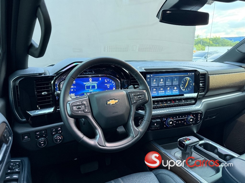 2023 Chevrolet Silverado High Country — foto 6 / 12