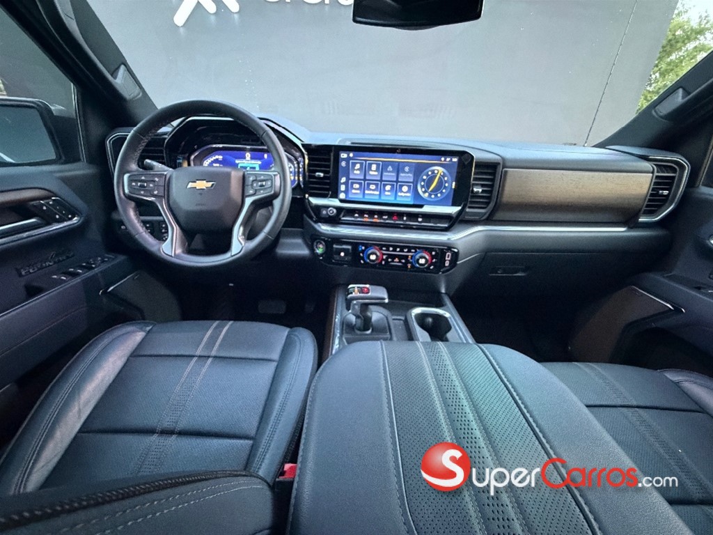 2023 Chevrolet Silverado High Country — foto 7 / 12