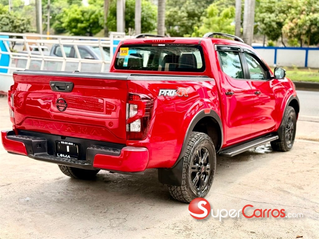 2021 Nissan Navara PRO X4 — foto 3 / 7