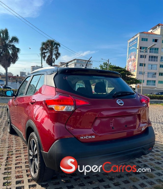 2019 Nissan Kicks SV — foto 4 / 7
