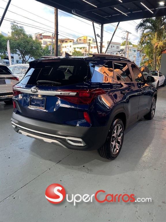 2021 Kia Seltos — foto 8 / 10