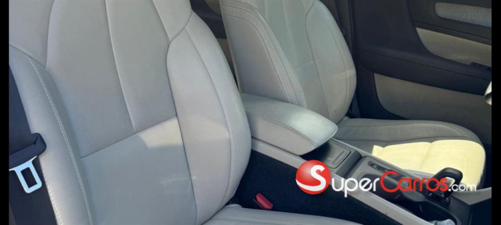 2024 Volvo XC40 Ultimate B4 — foto 6 / 12