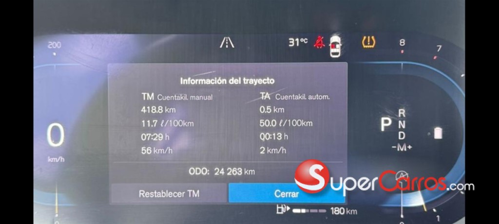 2024 Volvo XC40 Ultimate B4 — foto 8 / 12