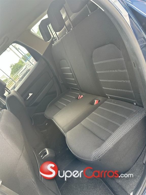 2020 Renault Duster — foto 8 / 8