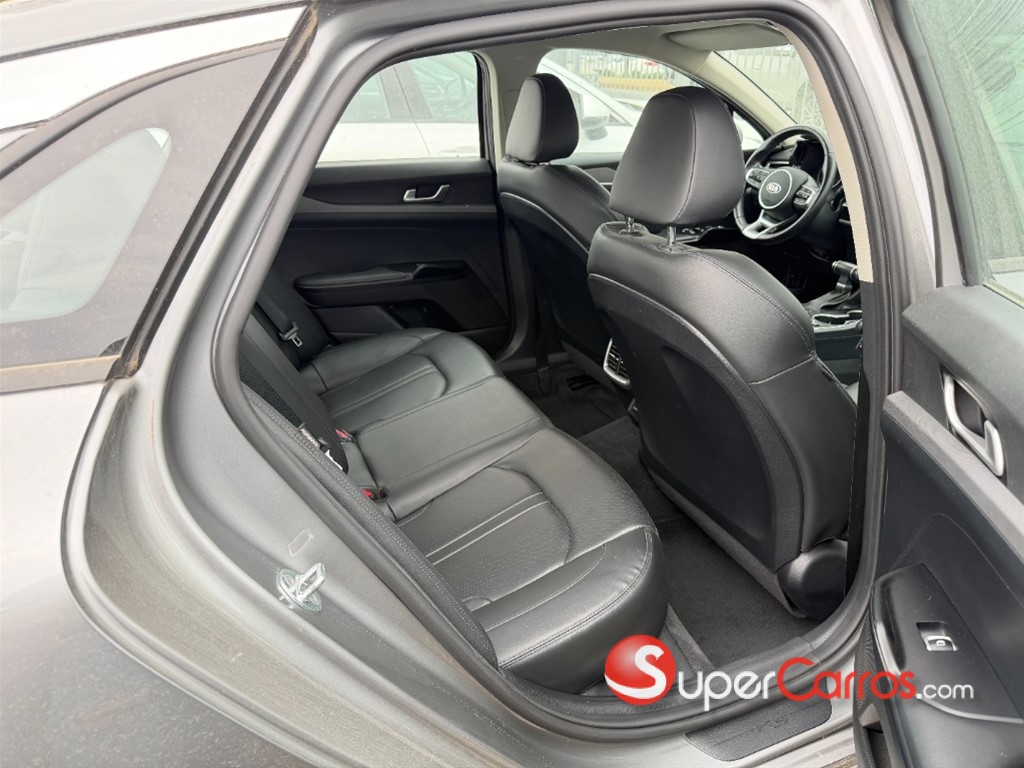 2021 Kia K-5 — foto 7 / 9