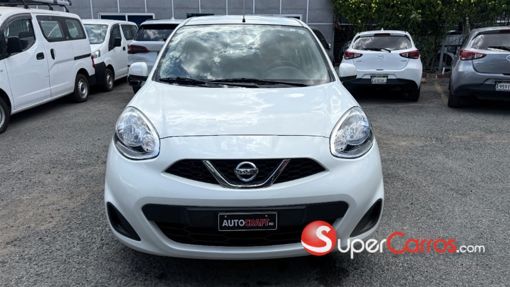 2021 Nissan March — foto 8 / 12