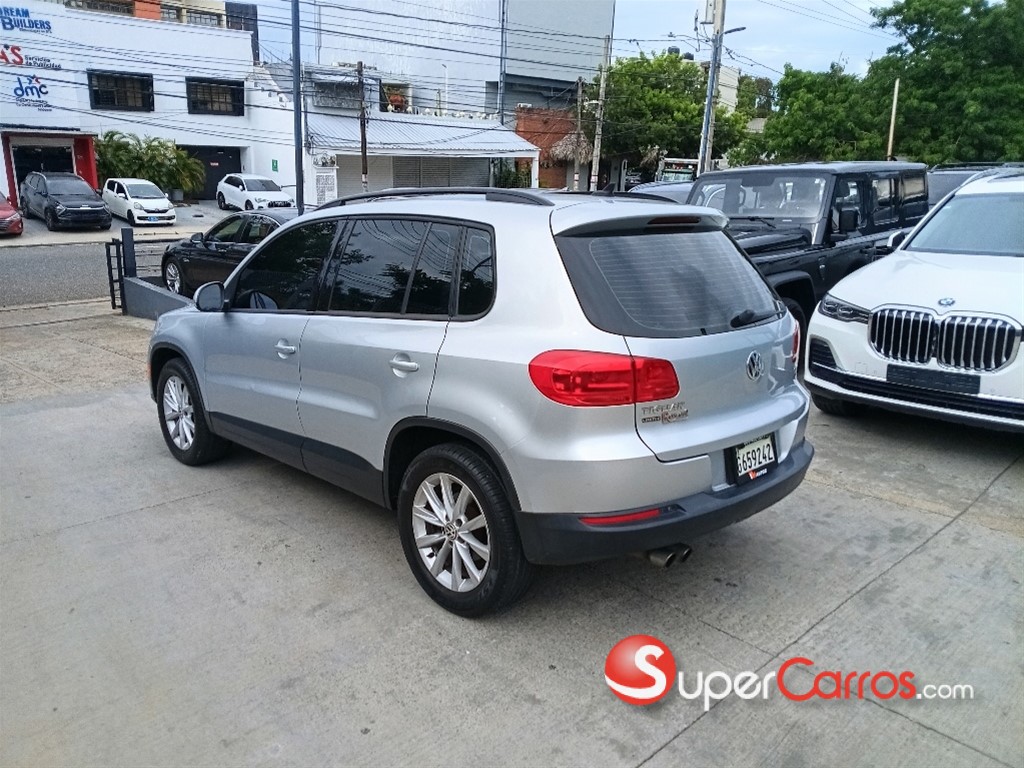 2017 Volkswagen Tiguan TSI — foto 4 / 12