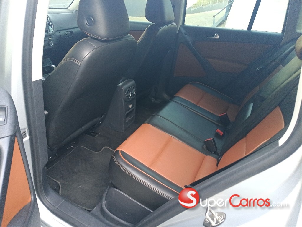 2017 Volkswagen Tiguan TSI — foto 6 / 12