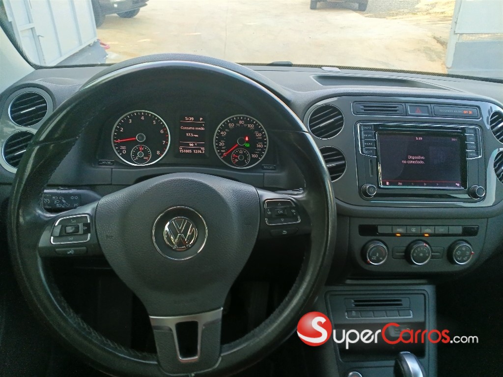 2017 Volkswagen Tiguan TSI — foto 9 / 12