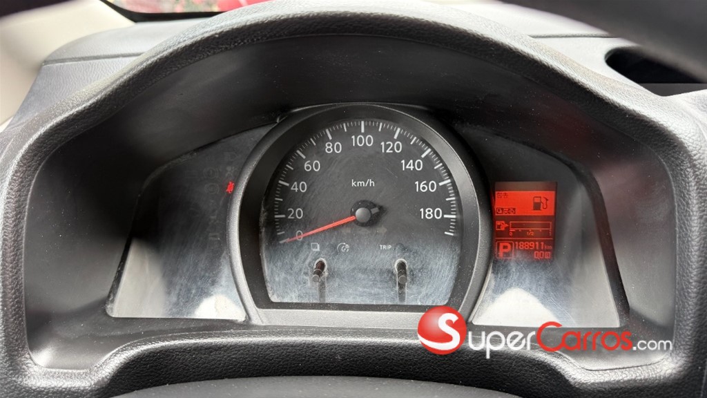 2021 Nissan NV 200 — foto 8 / 12