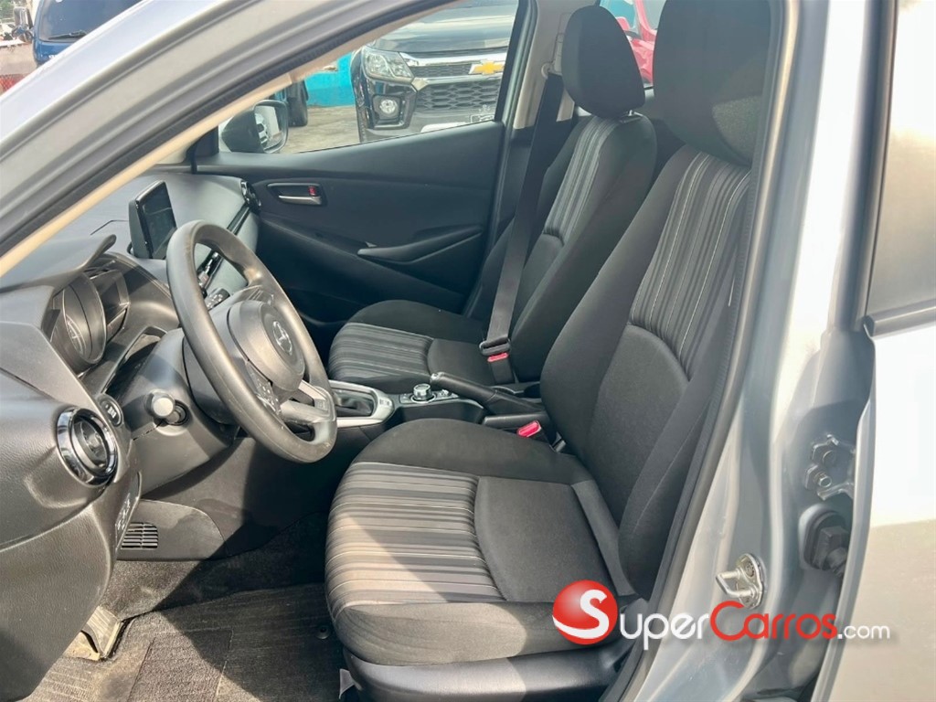 2021 Mazda 2 — foto 5 / 7