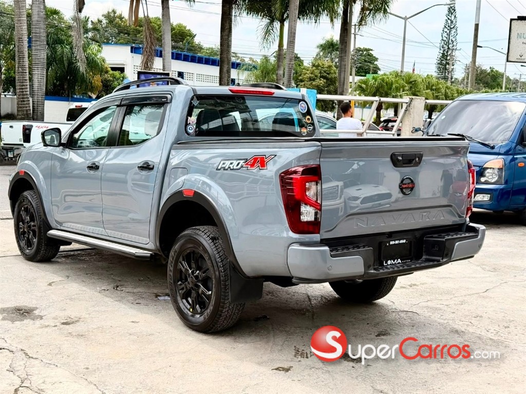 2022 Nissan Navara PRO X4 — foto 4 / 7