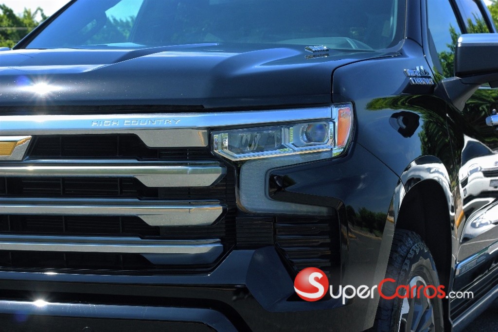2025 Chevrolet Silverado High Country Duramax — foto 12 / 12