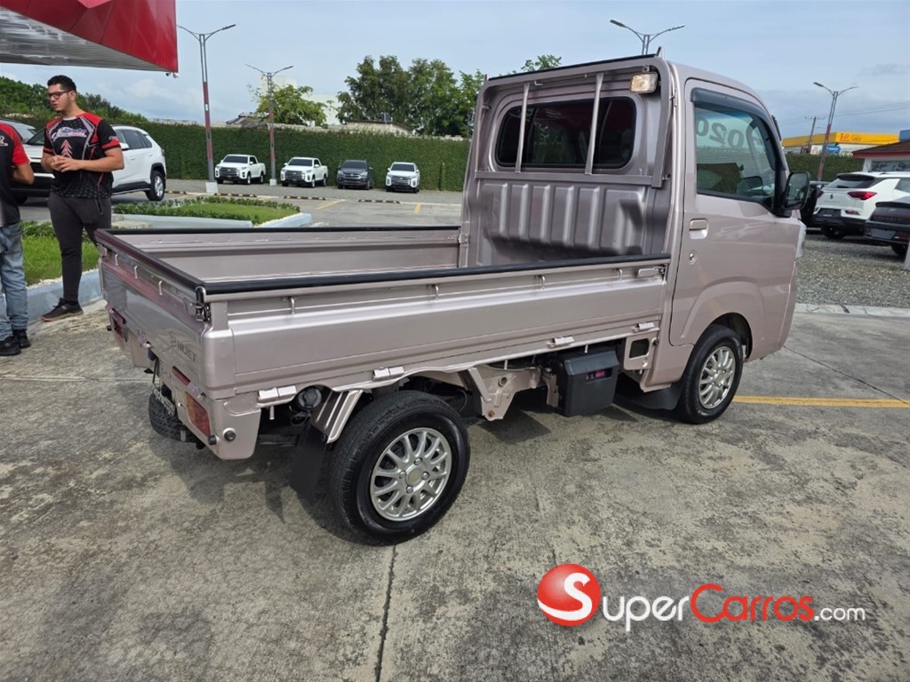 2020 Daihatsu Hijet — foto 4 / 8