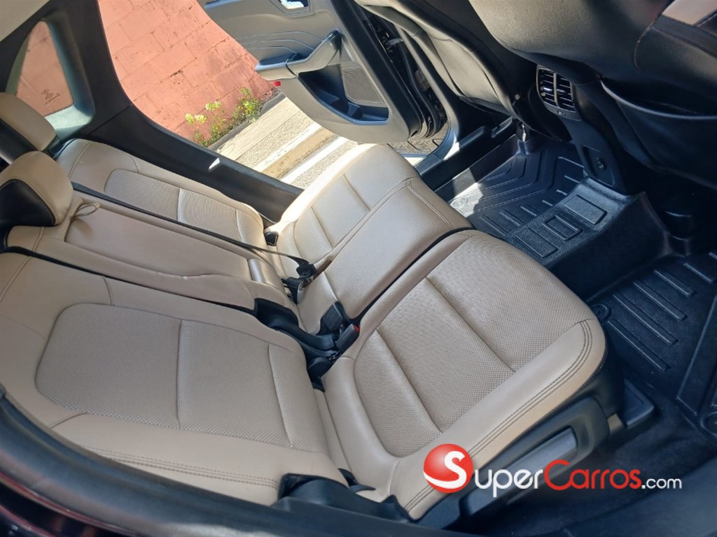 2022 Ford Escape SEL — foto 9 / 9