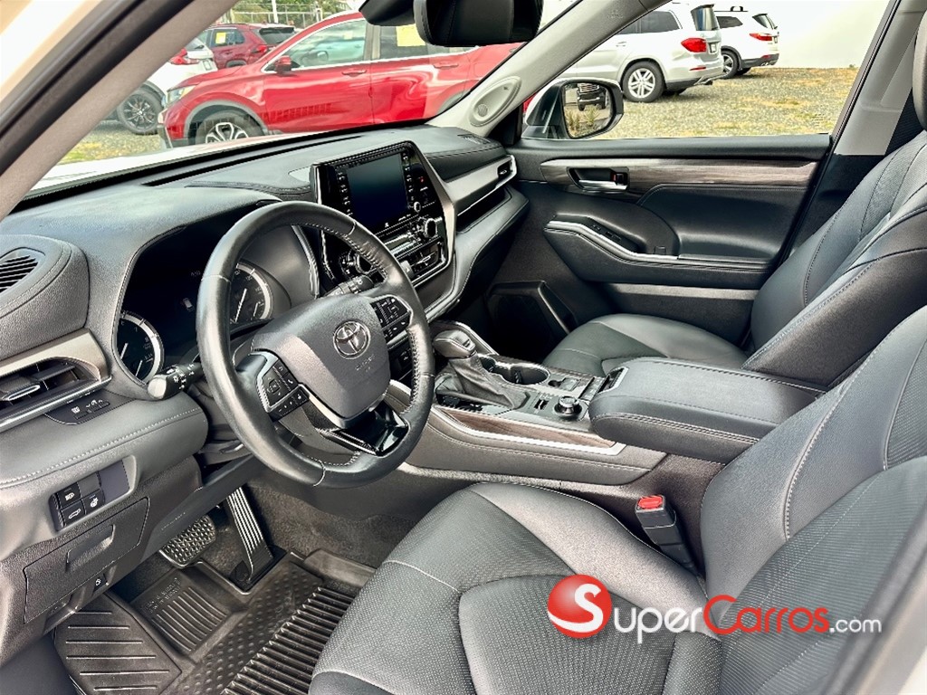 2021 Toyota Highlander Limited — foto 10 / 12