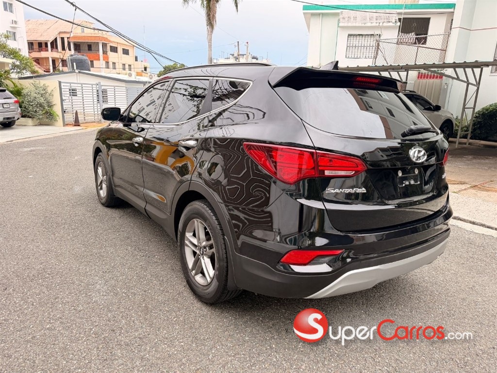 2017 Hyundai Santa Fe Sport — foto 9 / 11