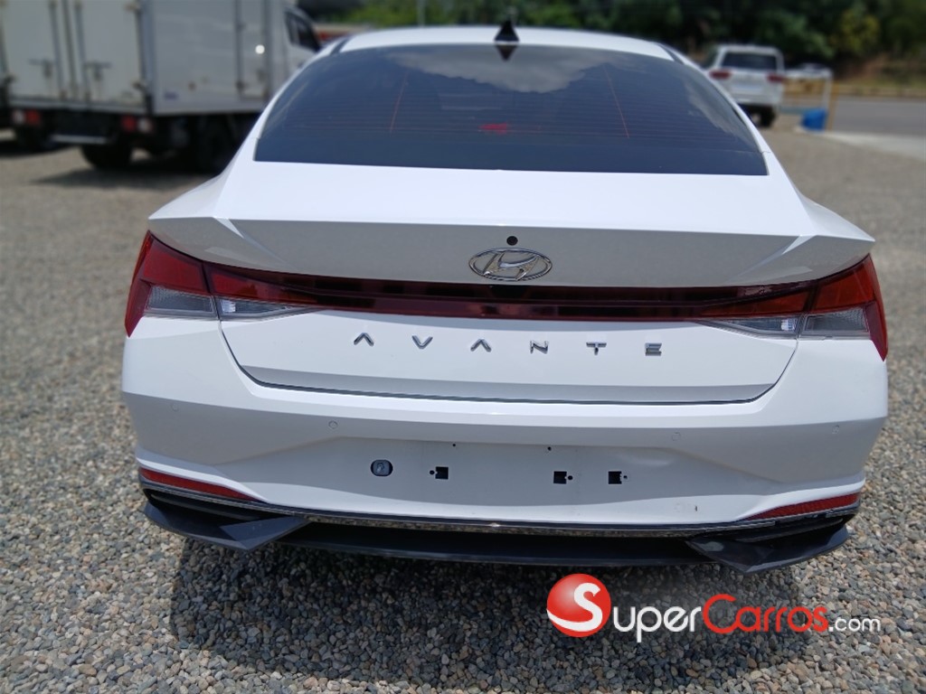 2021 Hyundai Avante — foto 4 / 9