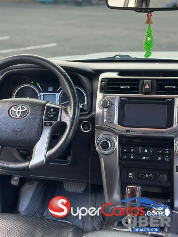 2018 Toyota 4 Runner Limited — foto 4 / 9