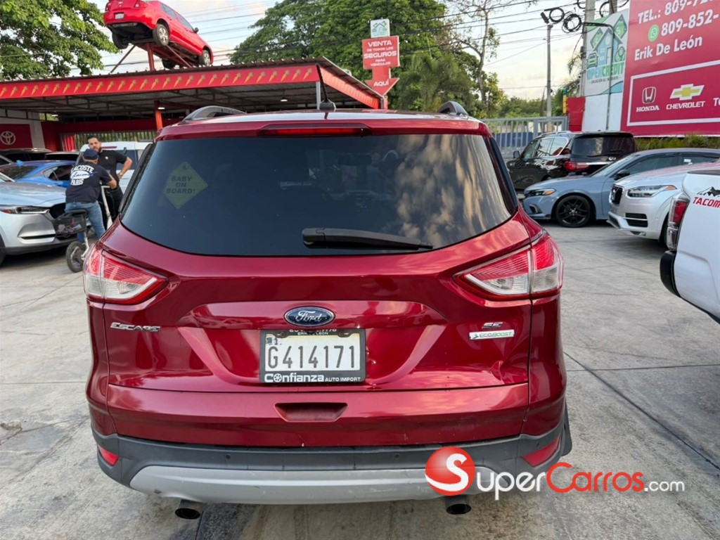 2014 Ford Escape SEL — foto 5 / 8