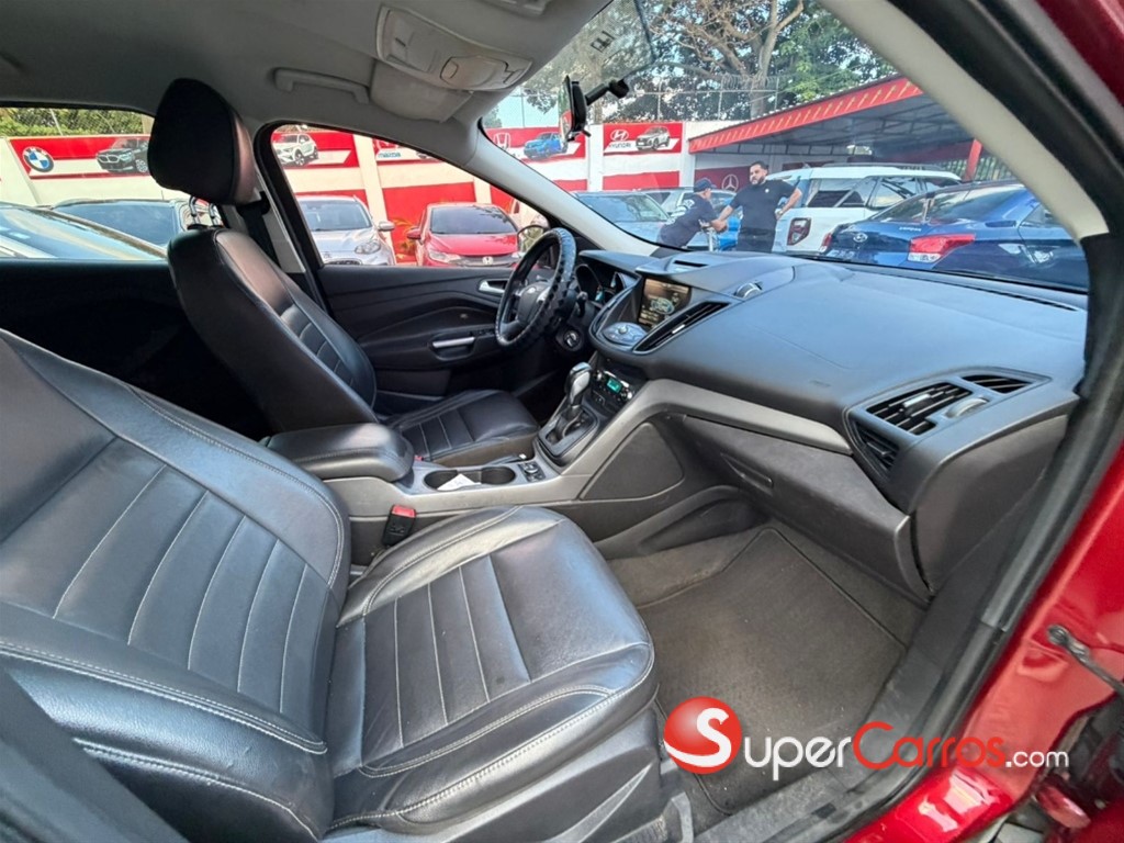 2014 Ford Escape SEL — foto 7 / 8