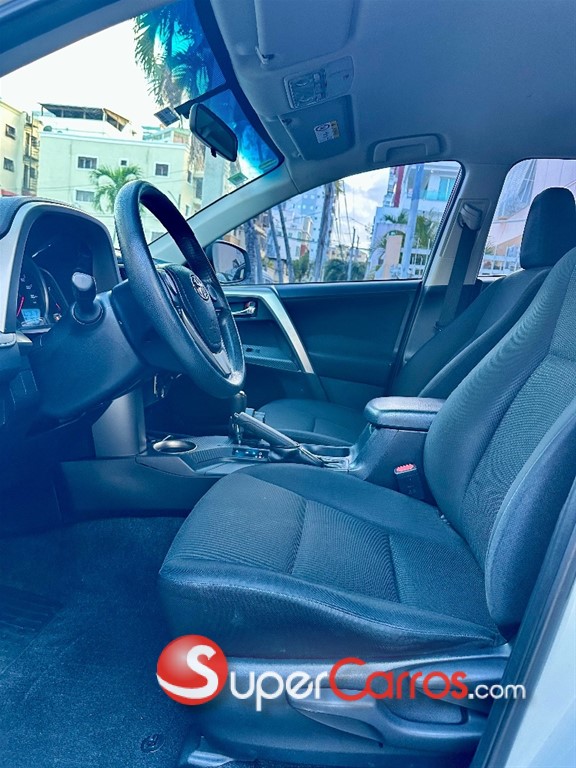 2014 Toyota RAV4 LE — foto 7 / 11