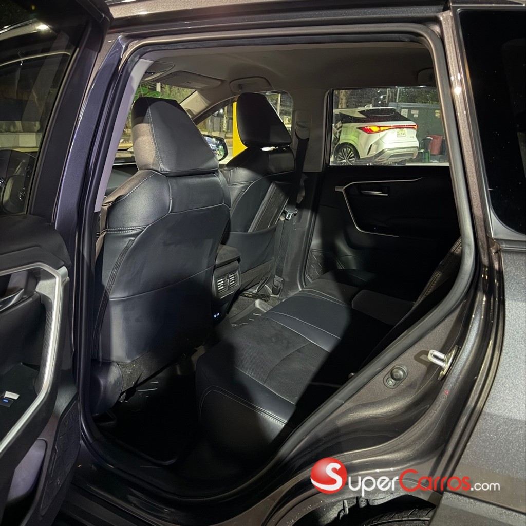2022 Toyota RAV4 XLE — foto 5 / 11