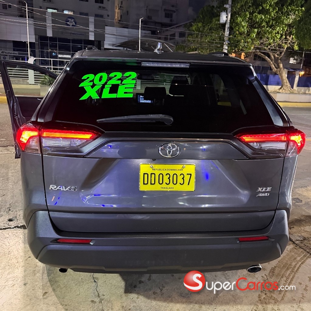 2022 Toyota RAV4 XLE — foto 6 / 11