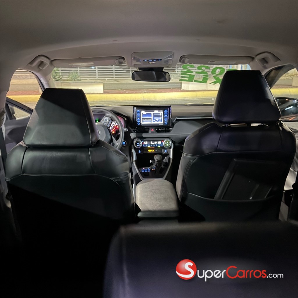 2022 Toyota RAV4 XLE — foto 8 / 11