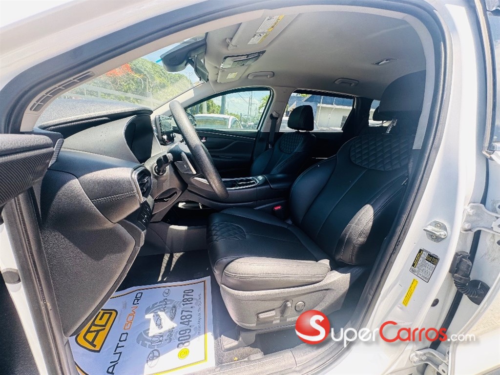 2021 Hyundai Santa Fe — foto 8 / 12