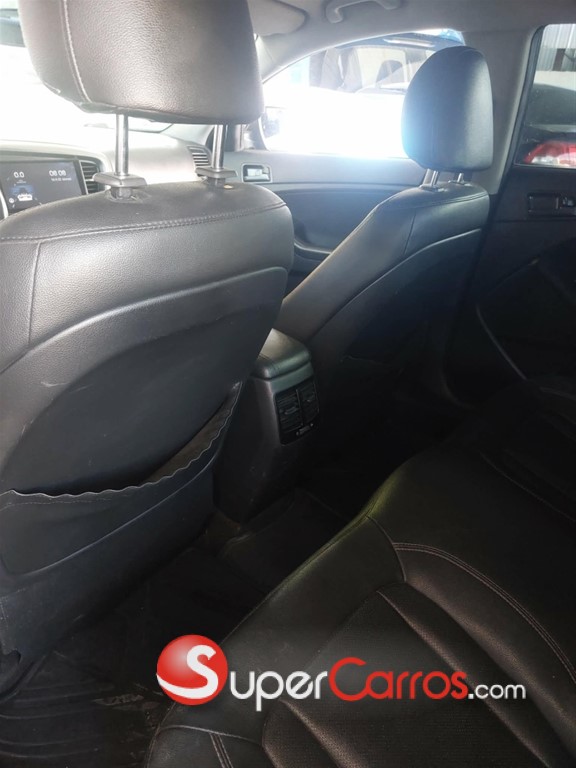 2013 Kia K-5 — foto 4 / 9