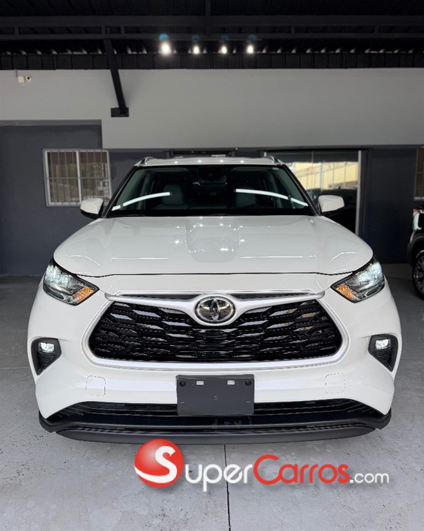 2020 Toyota Highlander — foto 2 / 12