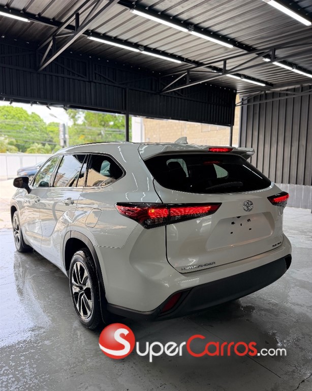 2020 Toyota Highlander — foto 4 / 12