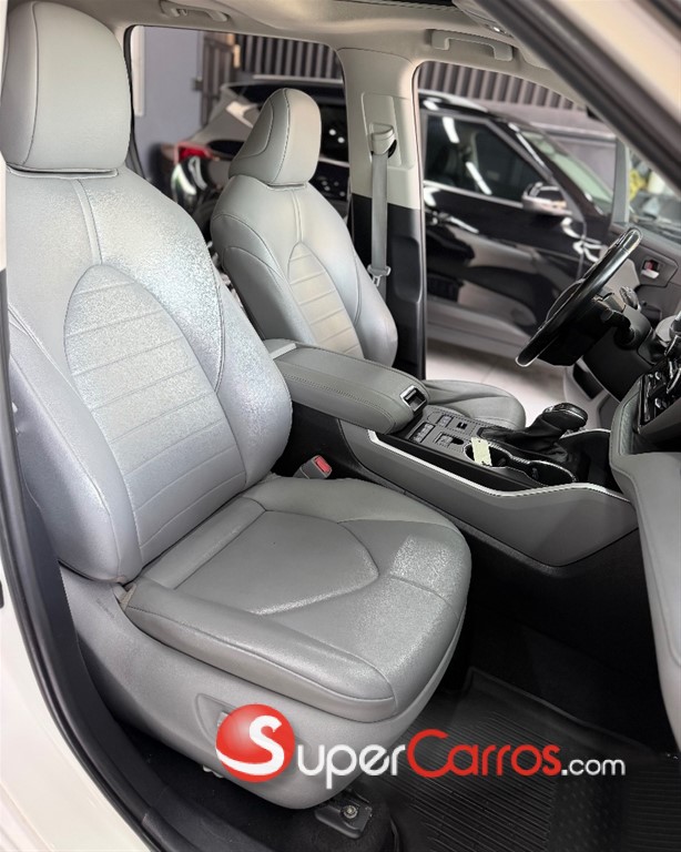 2020 Toyota Highlander — foto 10 / 12