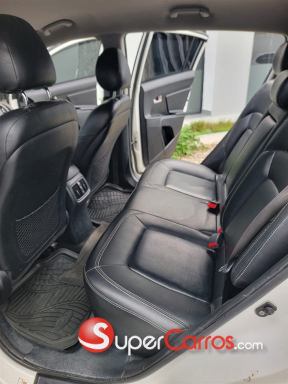 2015 Kia Sportage — foto 9 / 12