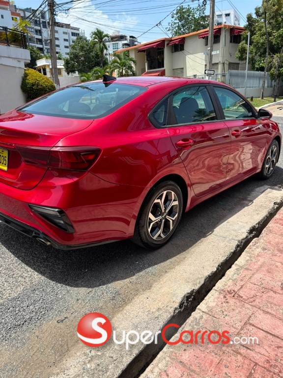 2020 Kia Forte LXS — foto 5 / 9