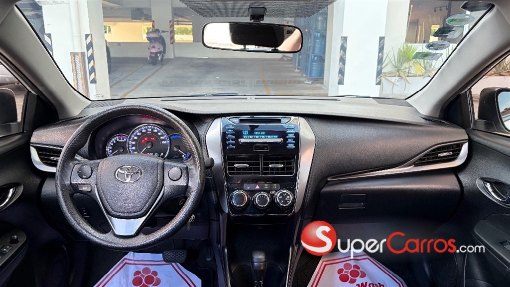 2022 Toyota Yaris — foto 4 / 6