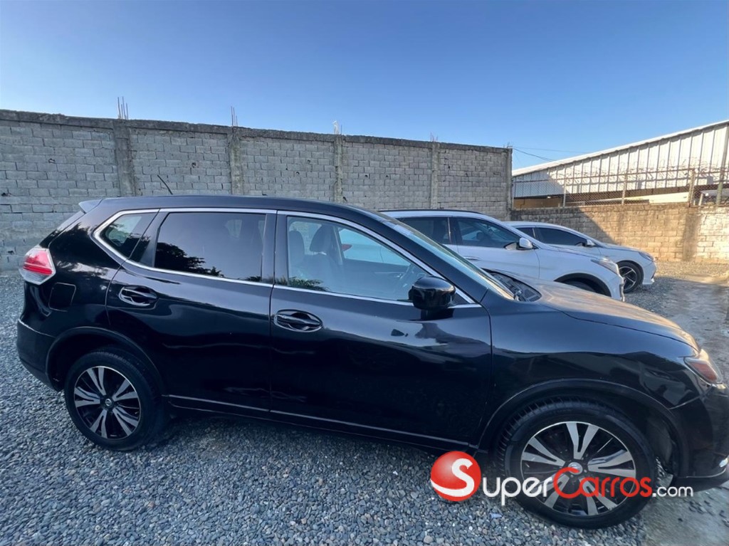 2016 Nissan Rogue Sport — foto 6 / 11