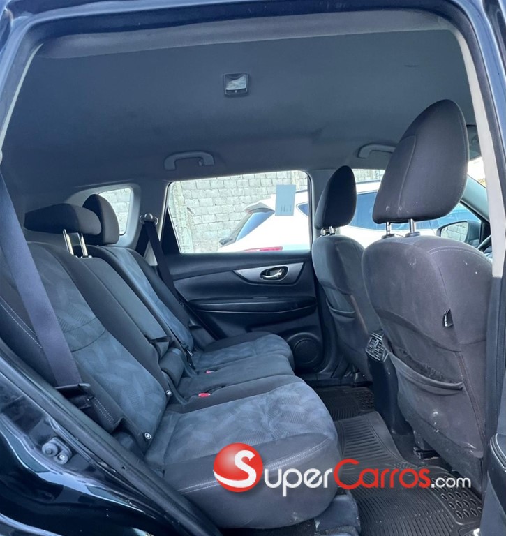 2016 Nissan Rogue Sport — foto 9 / 11