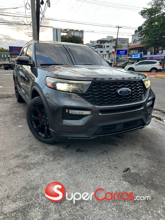 2020 Ford Explorer ST — foto 2 / 8