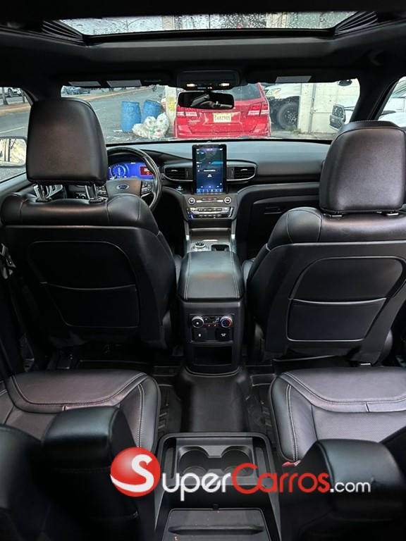 2020 Ford Explorer ST — foto 4 / 8