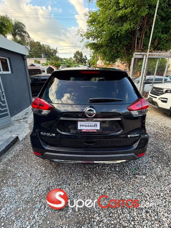 2020 Nissan Rogue Sport — foto 3 / 11