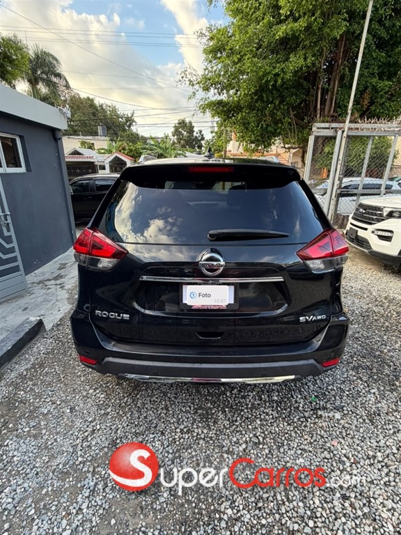 2020 Nissan Rogue Sport — foto 9 / 11