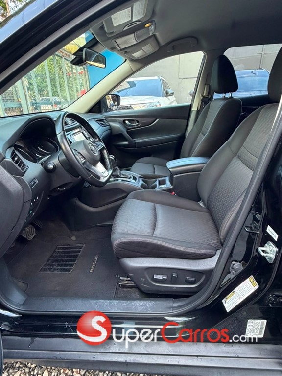 2020 Nissan Rogue Sport — foto 10 / 11
