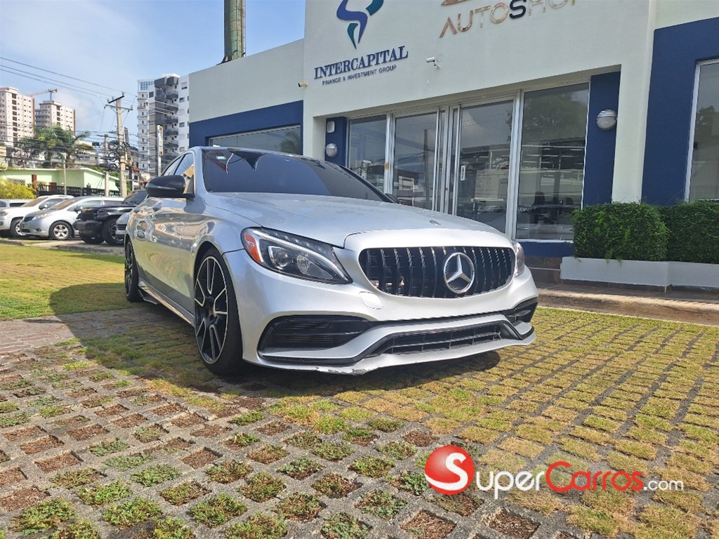 2017 Mercedes-Benz Clase C 250