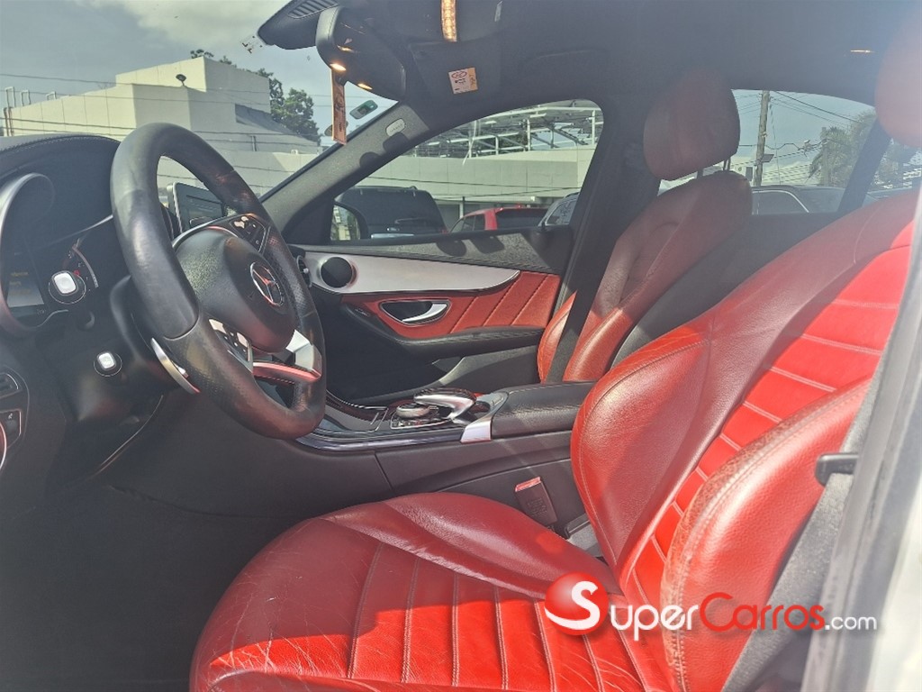 2017 Mercedes-Benz Clase C 250 — foto 5 / 10