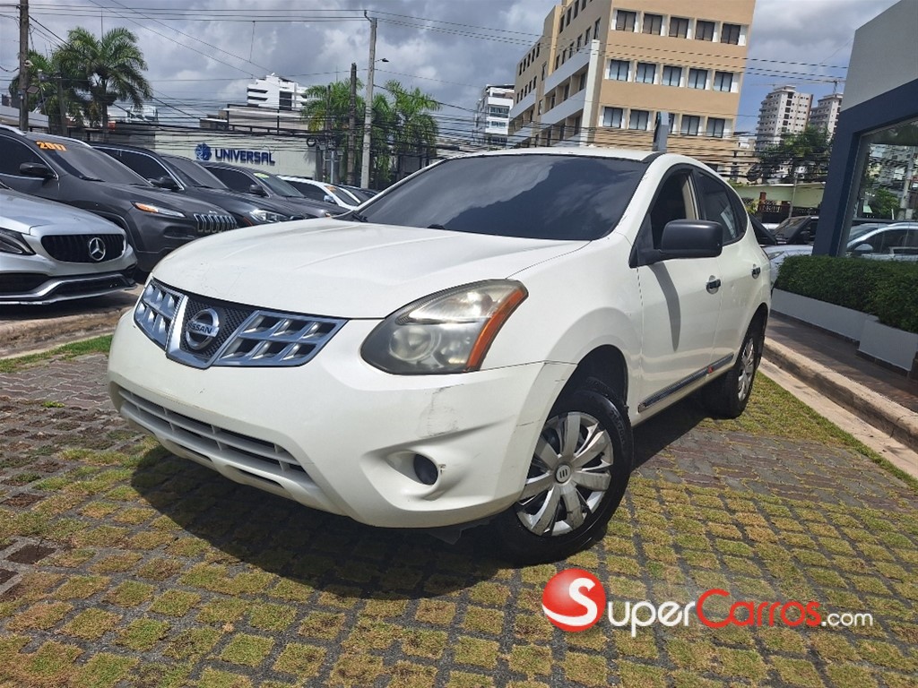 2014 Nissan Rogue — foto 4 / 6