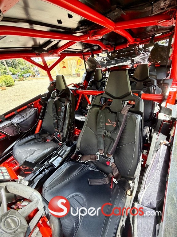 2017 Can Am Maverick X3 Max XRS Turbo RR — foto 8 / 9
